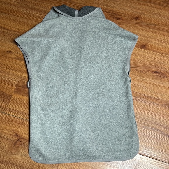 Trouve Nordstrom Wrap Wool Sweater Vest size XS - Picture 9 of 9